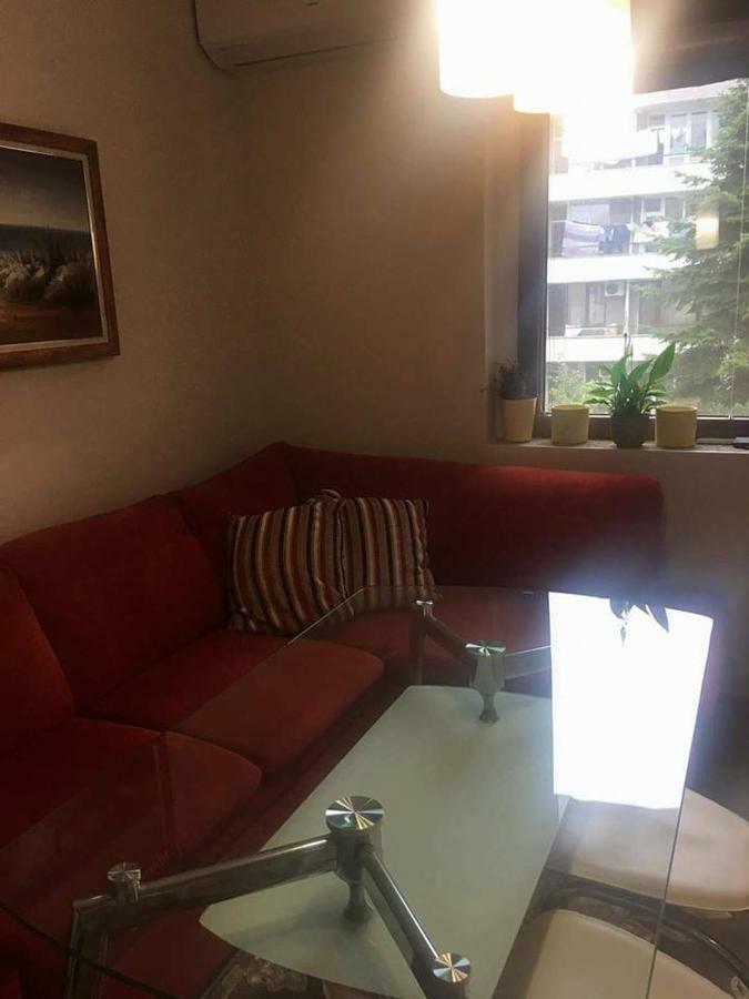 Apartament Peyo Yavorov Burgas Esterno foto